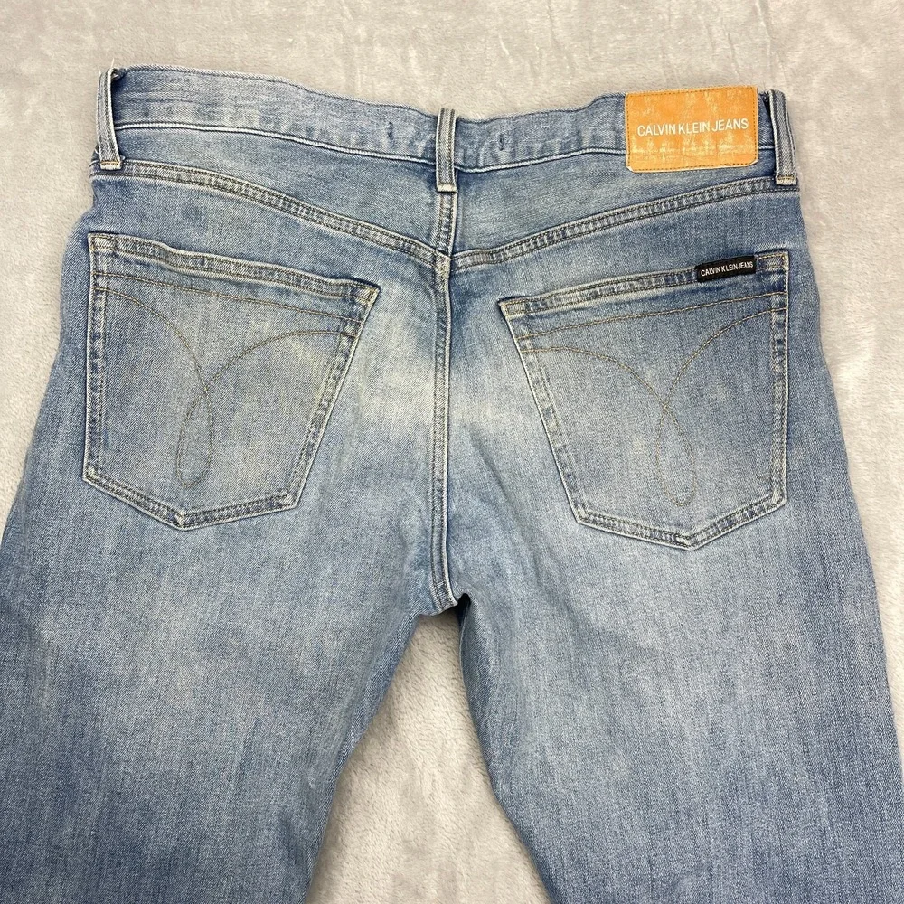 Calvin Klein Jeans Mens‎ 32x30 Blue Denim Light Wash Grunge Straight Leg CKJ 035